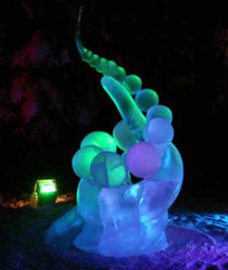 Arron Costic and Steve Cox’s ice sculpture “Crescendo,” for World Ice Art Championships, 2007.